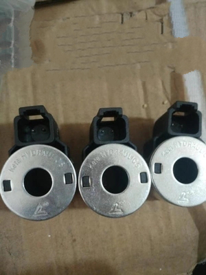 ZOOMLION QUY70 main valve solenoid valve CSV3-08-3  FYZ-82A,83A 1020300042