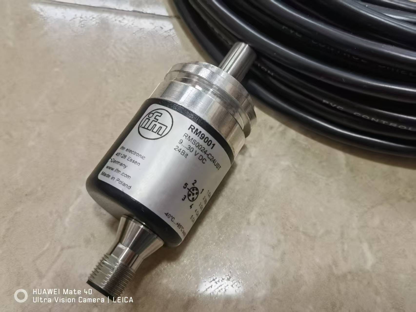 ZOOMLION crawler crane ZCC2600 iFm winch encoder  RM9001  1020202966 1029906319 1029906455 1021402633