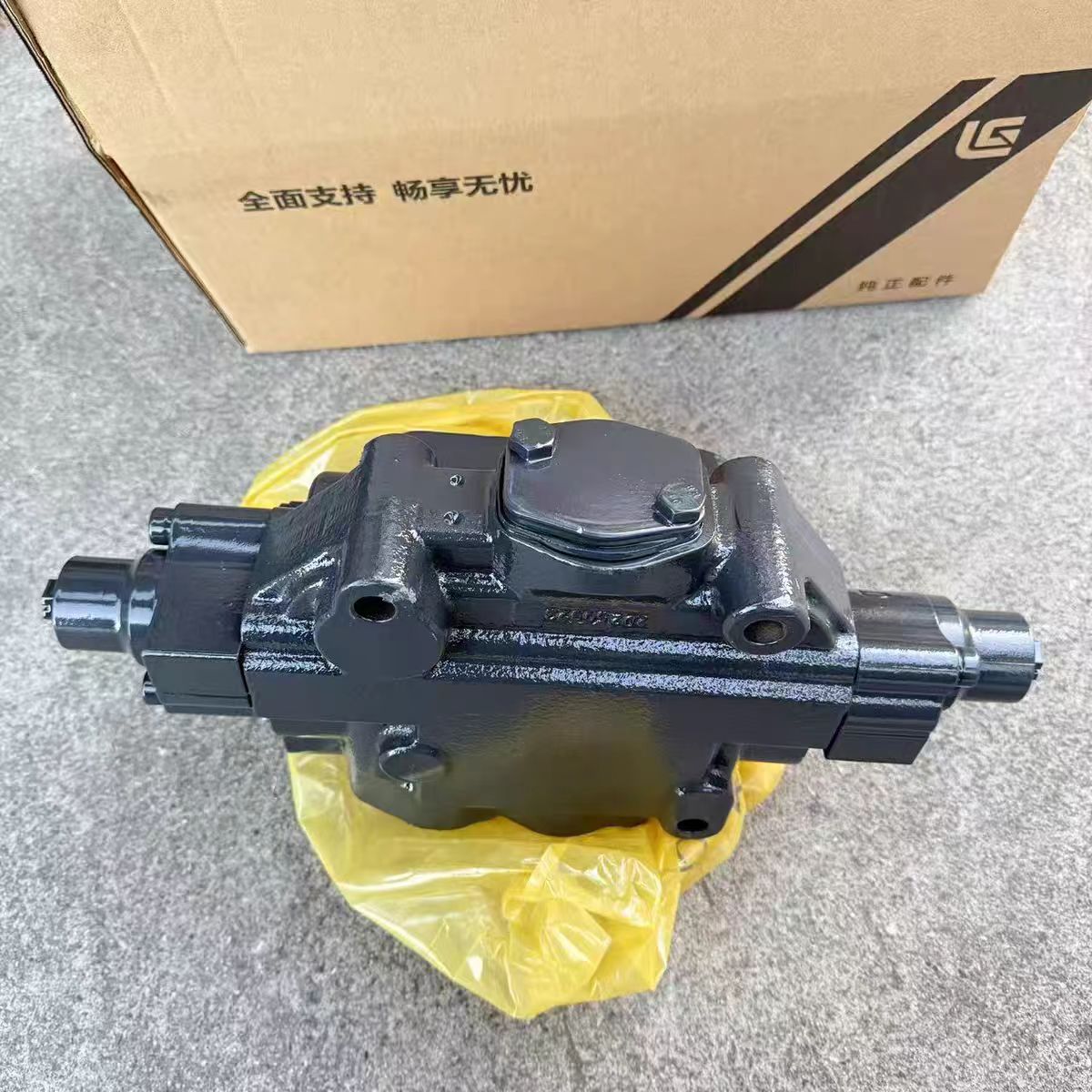 Loader 856H 870 888 890 862 860 866 850 862H Control Valve 61C0775 61C0829